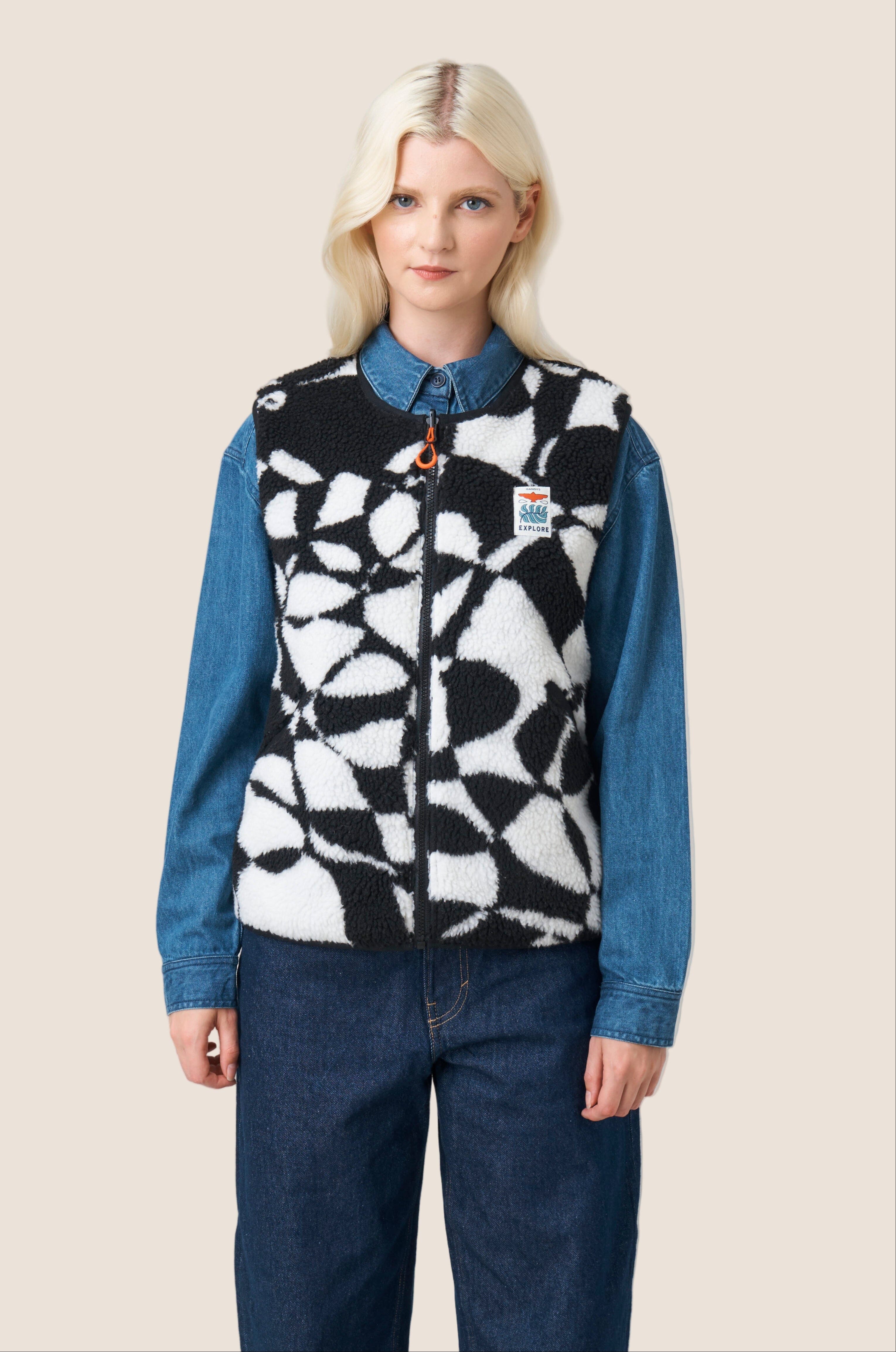 Canyon Printed Fleece Reversible Gilet Layering- Gandys