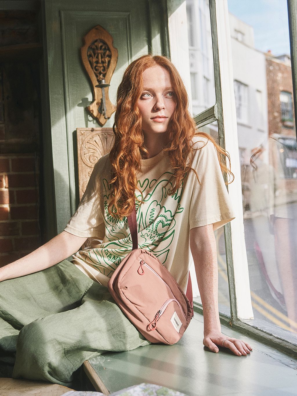 Ecru Abstract Rose Graphic T-Shirt T-Shirts- Gandys