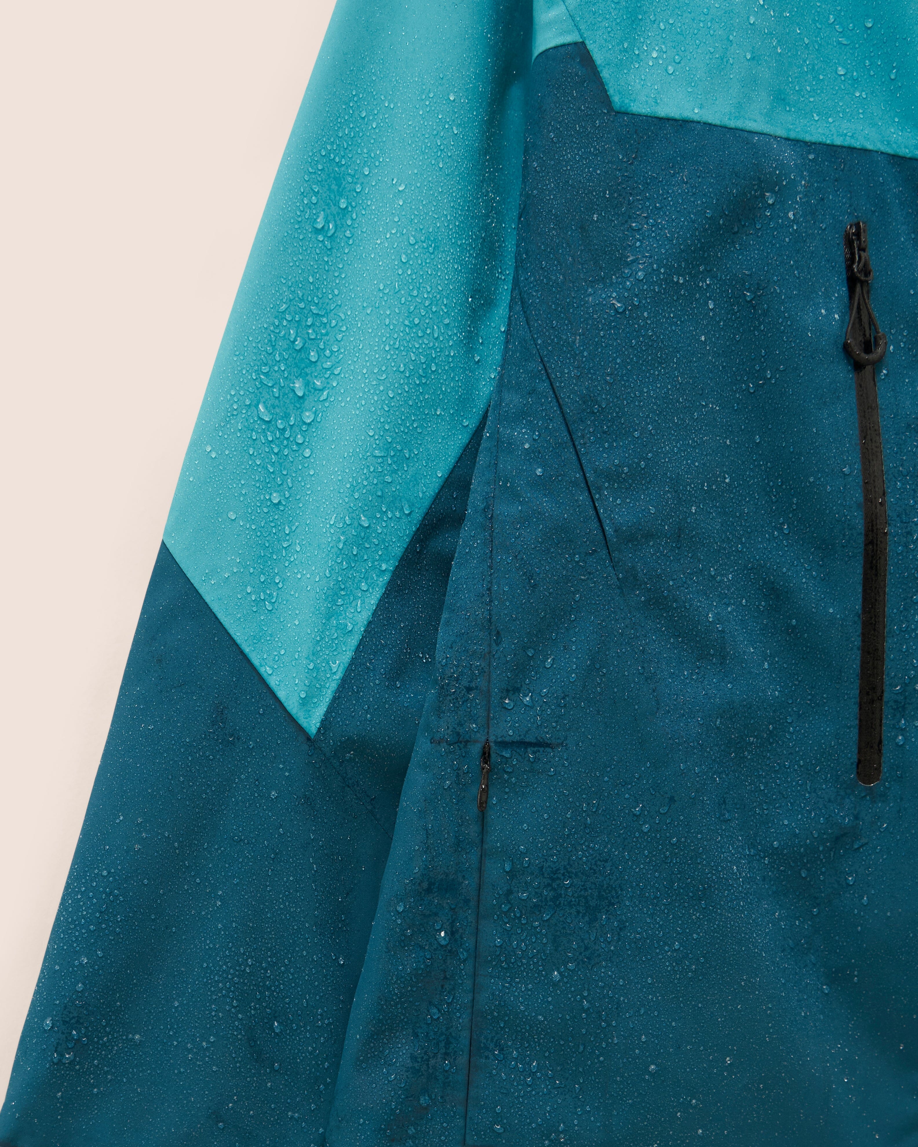 Argyle Waterproof Multi Pocket Jacket Outerwear- Gandys
