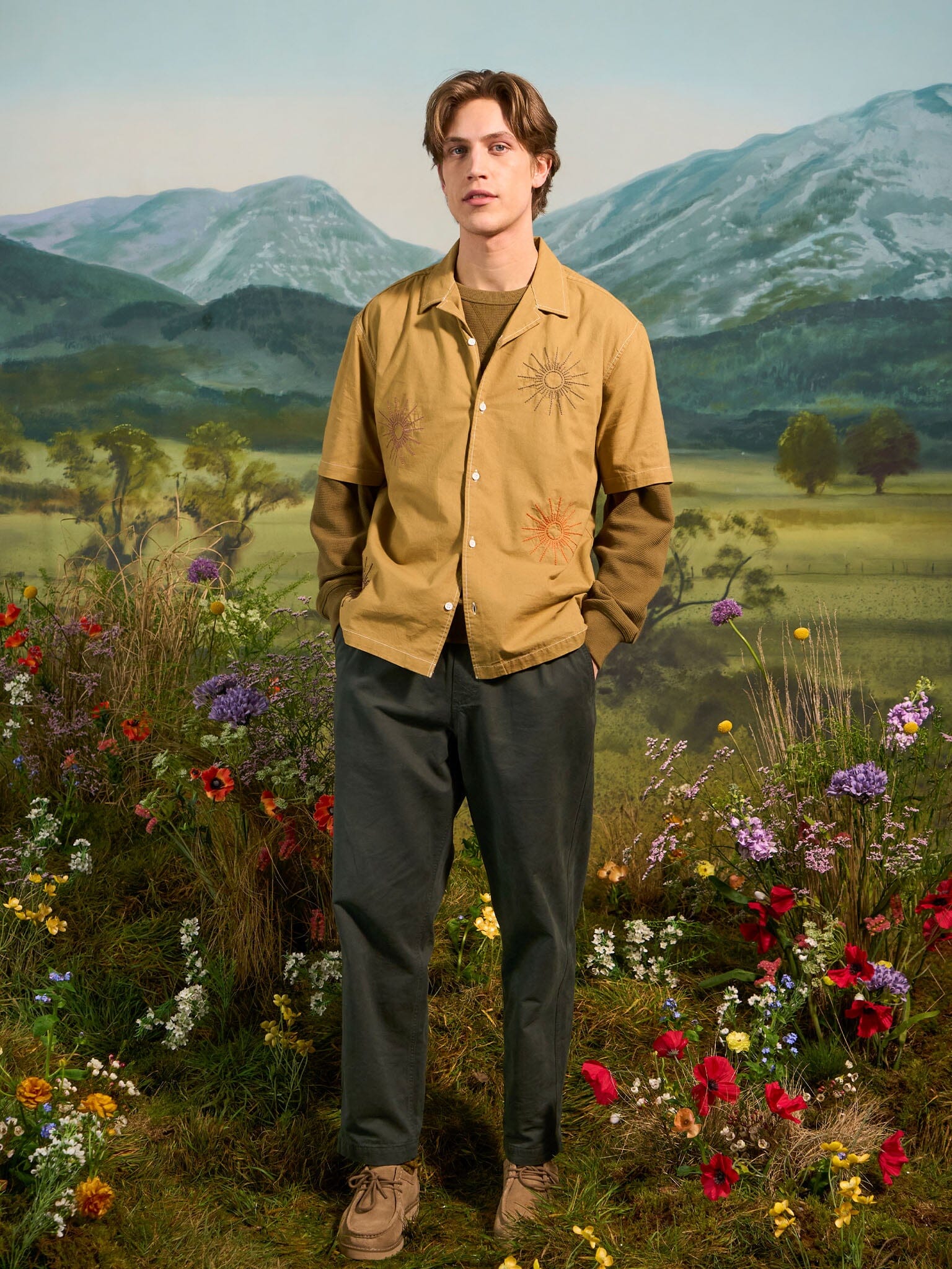 Baxter Cotton Embroidered Short Sleeve Shirt in Khaki Shirts- Gandys