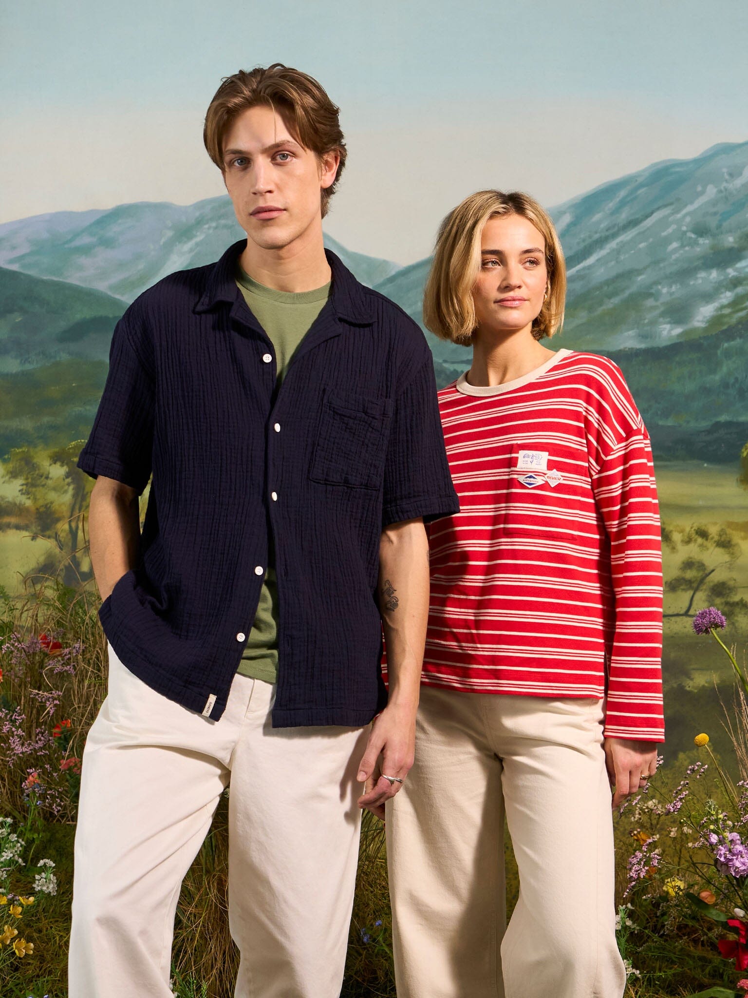 Baxter Cotton Shirt in Navy Shirts- Gandys