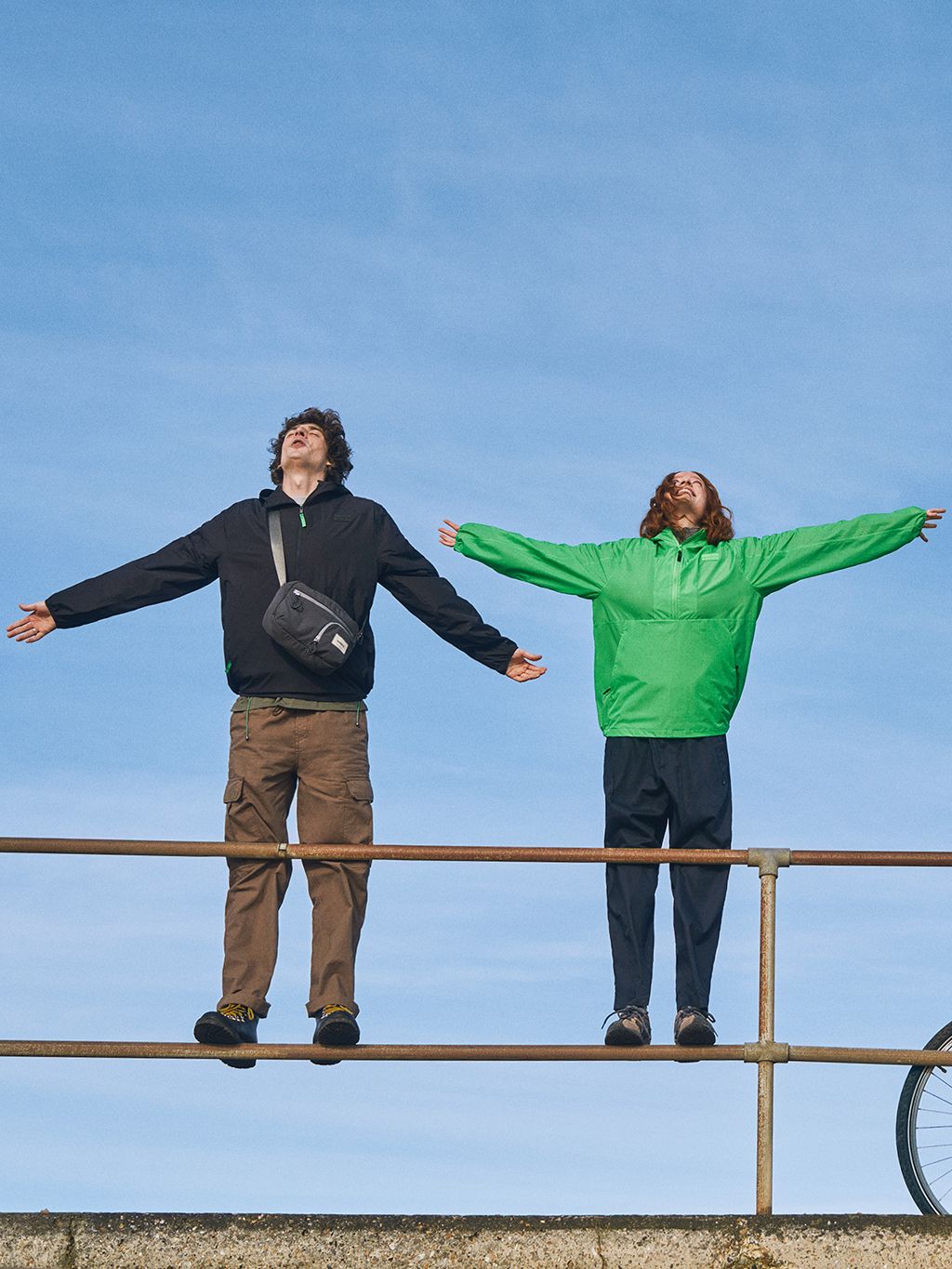 Black Taupo Windbreaker Jacket Outerwear- Gandys