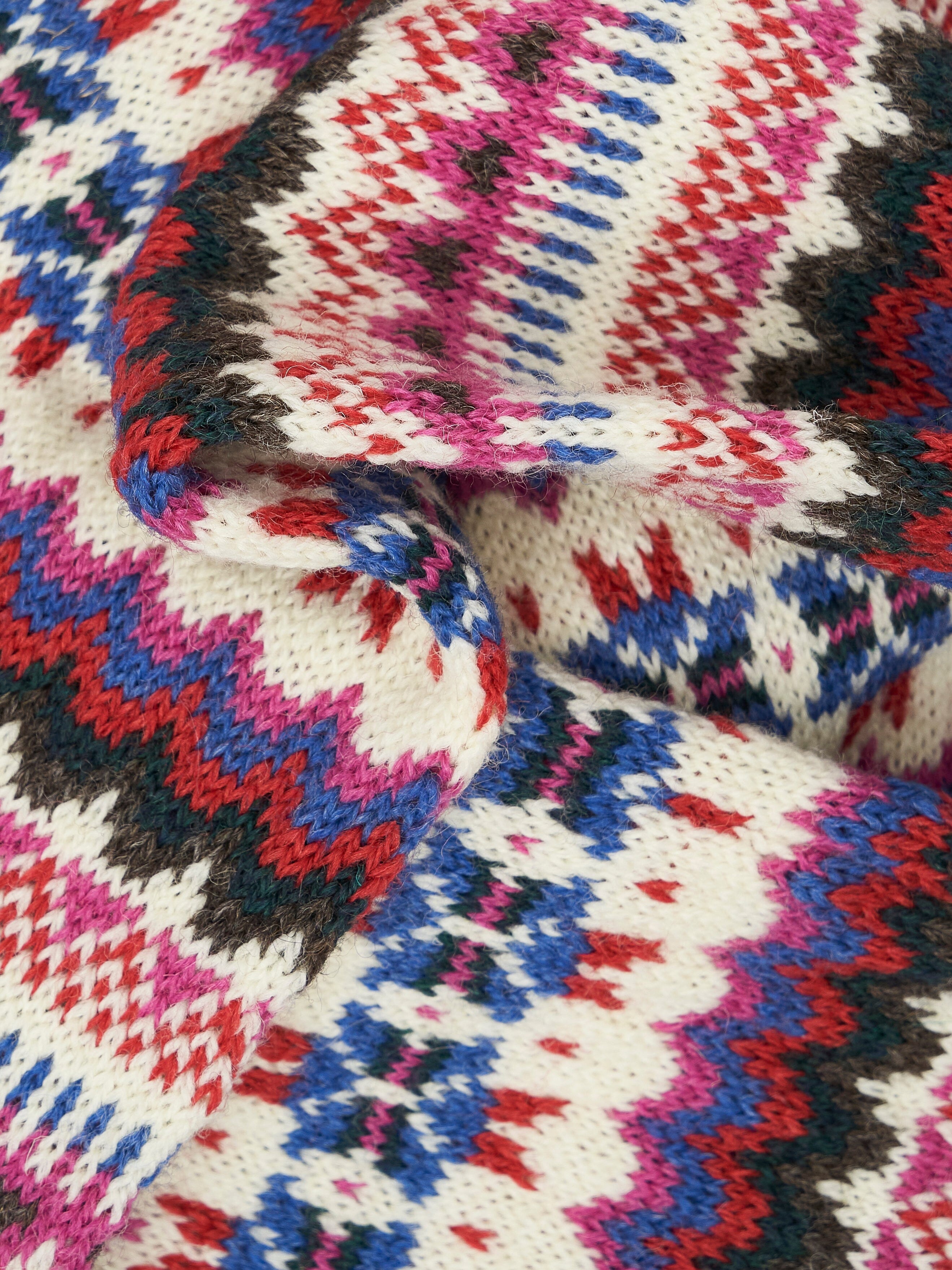 Bonnie Made in England Faire Isle Scarf in Red Accessories- Gandys