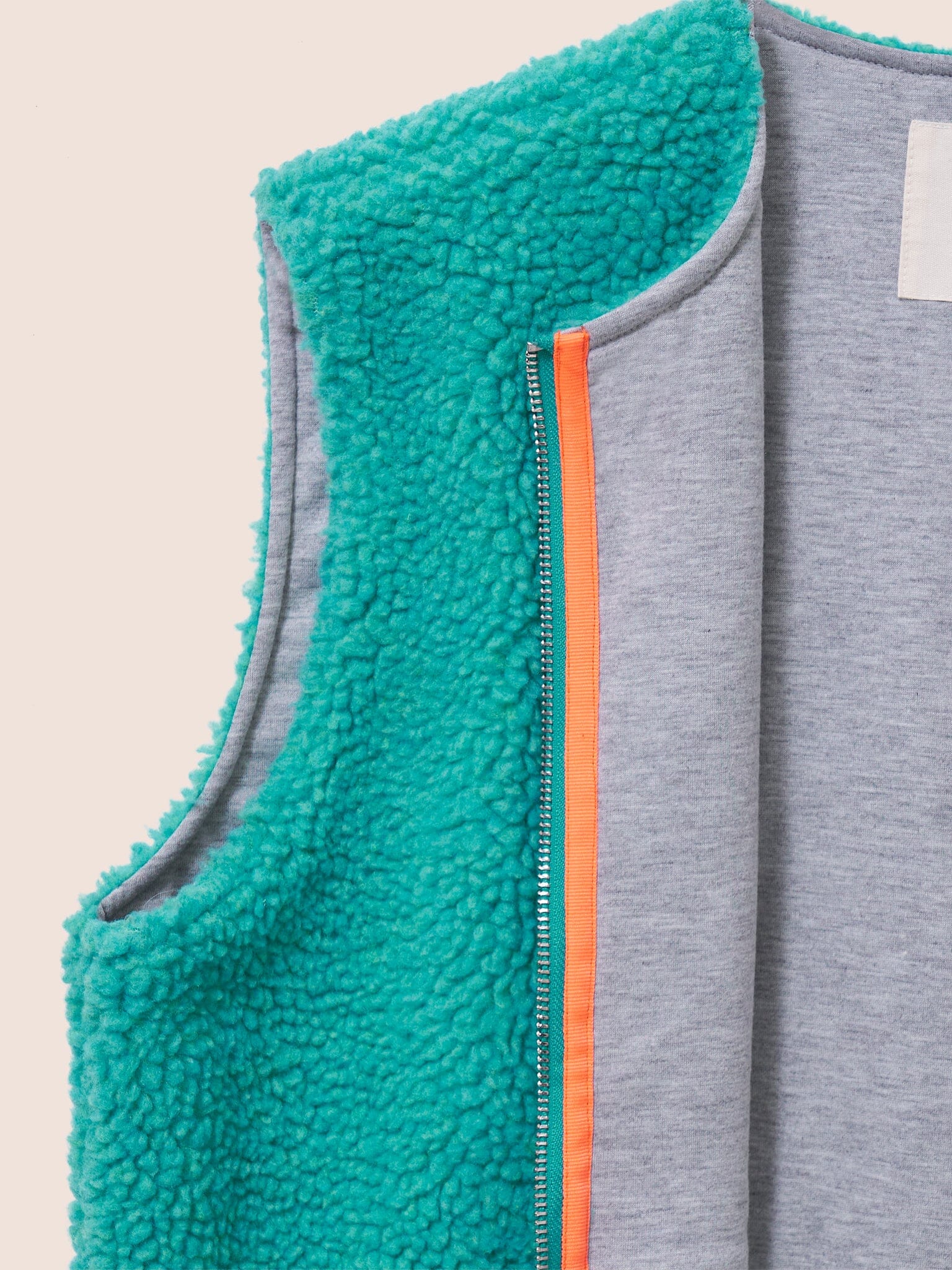 Fleece Gilet in Green Layering- Gandys