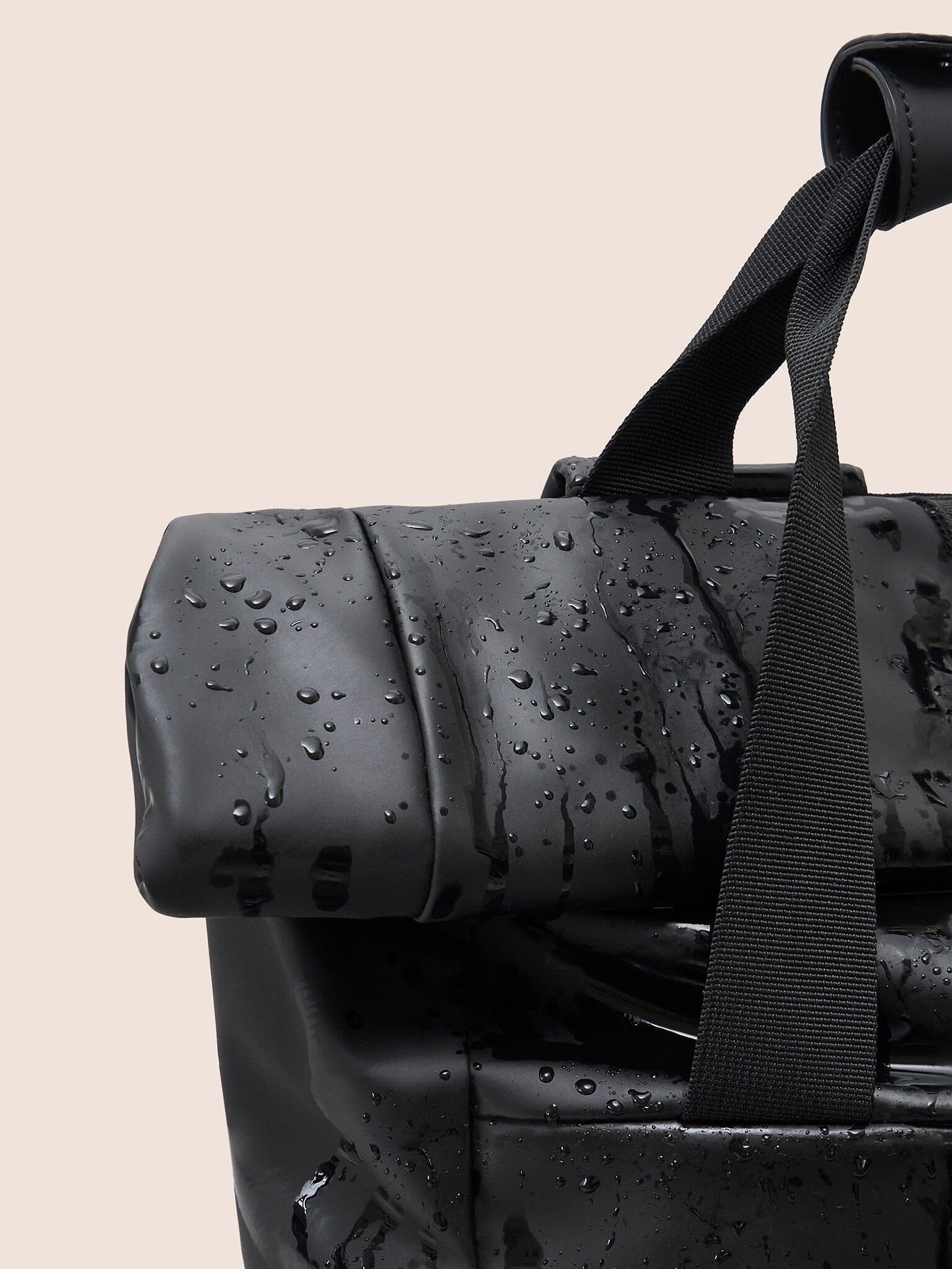 Pantai 2.0 Waterproof Pocket Backpack Bags- Gandys