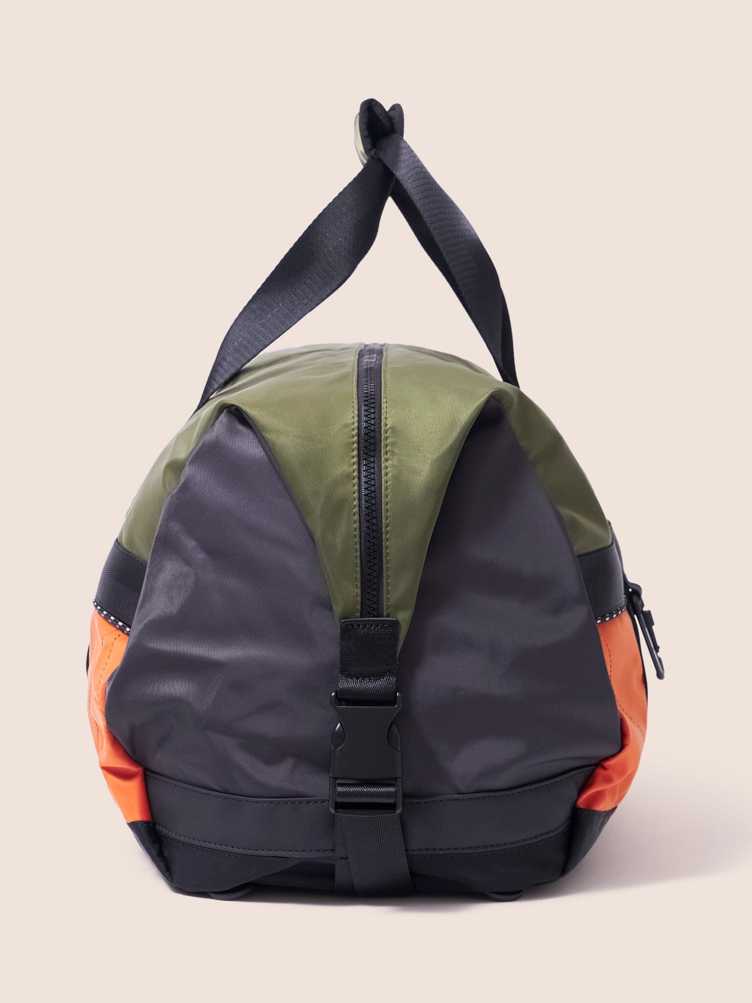Urban Trek Weekend Duffle Bag in Khaki Bags- Gandys