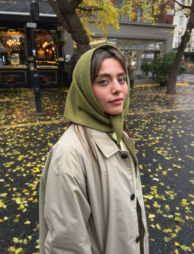 Wool Made in England Triangle Scarf in Green - Gandys